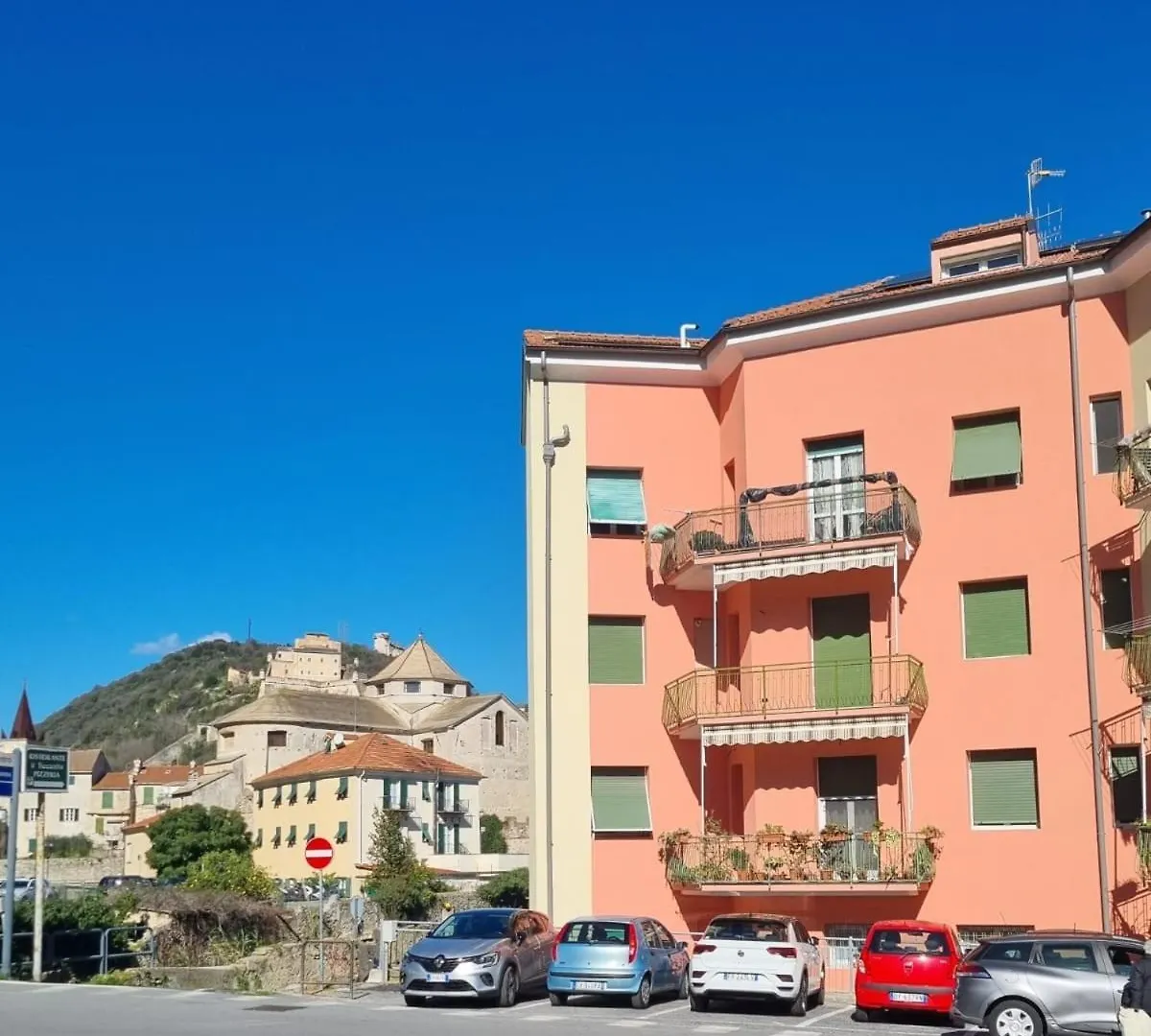 Casa Dell'Altromondo Finale Ligure